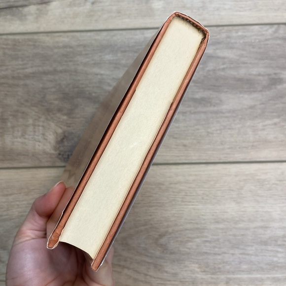 Vintage Breads of the World by Mariana Honig Cookbook - Picture 12 of 13